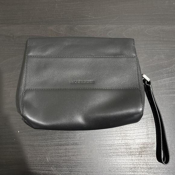 Moleskine Black Leather Clutch Wristlet Minimalist Travel Bag Organizer - Picture 4 of 12